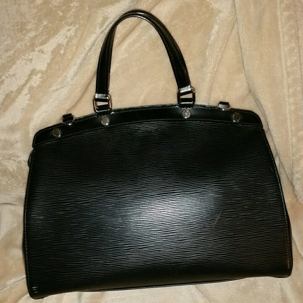 Louis Vuitton Epi leather bag