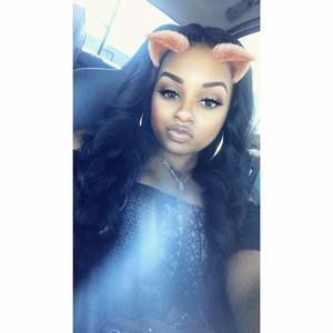 Meet your Posher, Davida