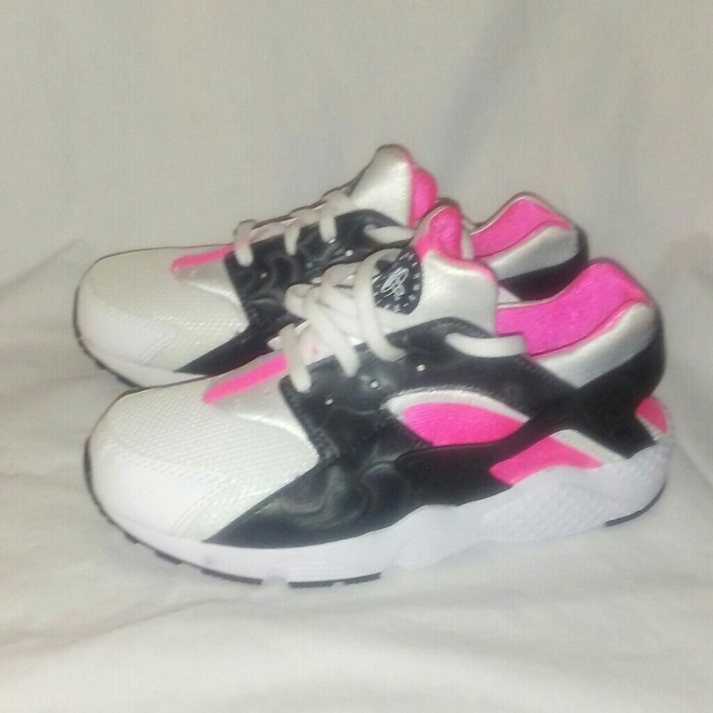 NIKE HUARACHE RUN (PS) size 3Y