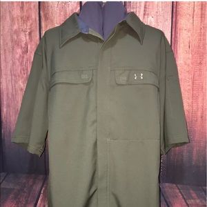 Like new Under Armour olive green size xl