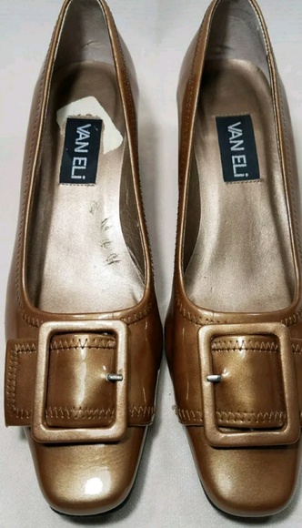 Vaneli Women's Shoes w/ buckle on top Size 7.5M - Picture 1 of 8