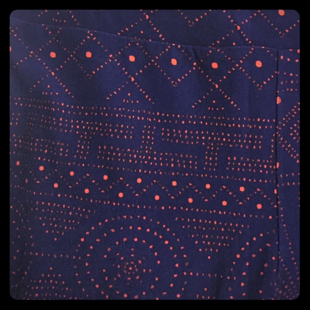 Lularoe TC leggings rare purple/peach dots Aztec