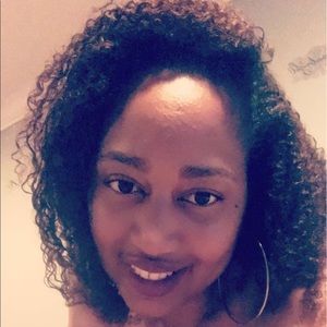 Meet your Posher, Kelli