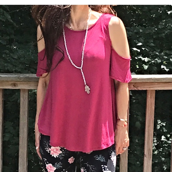 Dark plum/red  cold shoulder round hem top - Picture 8 of 8