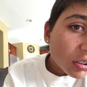 Meet your Posher, Max