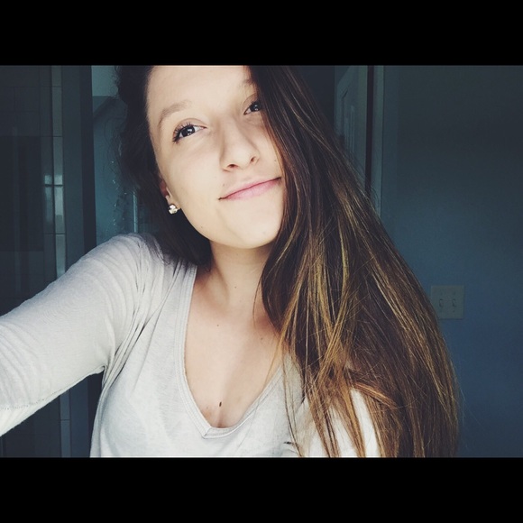 Meet your Posher, Lily - Picture 1 of 1