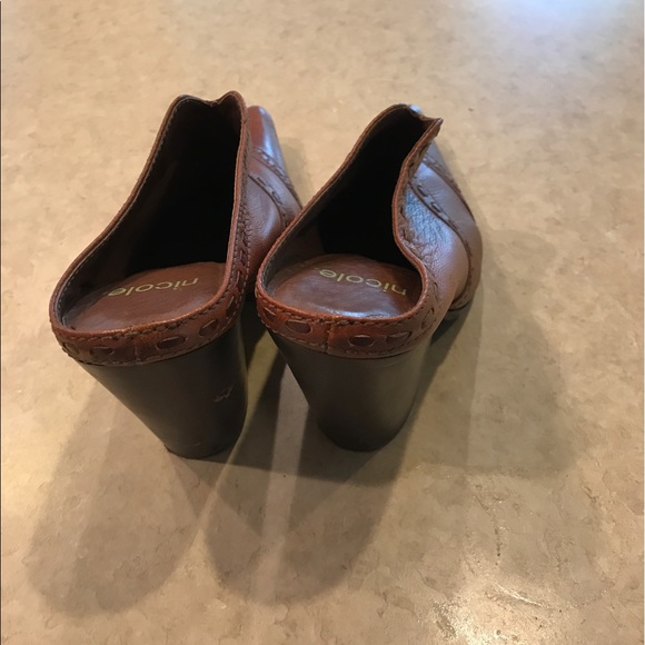 Shoes - Picture 2 of 4