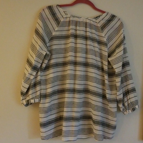 MERONA STRAPPED WHITE AND GRAY BLOUSE - Picture 4 of 6