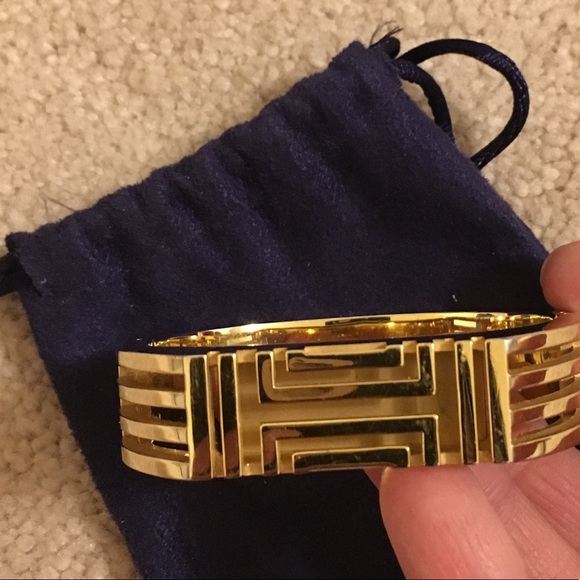 Tory Burch Hinge Bracelet for Fitbit - Picture 2 of 4