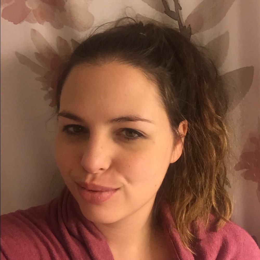 Meet your Posher, Calista