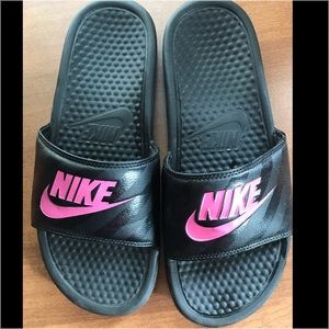 NIKE SANDALS💖 Gently used‼️