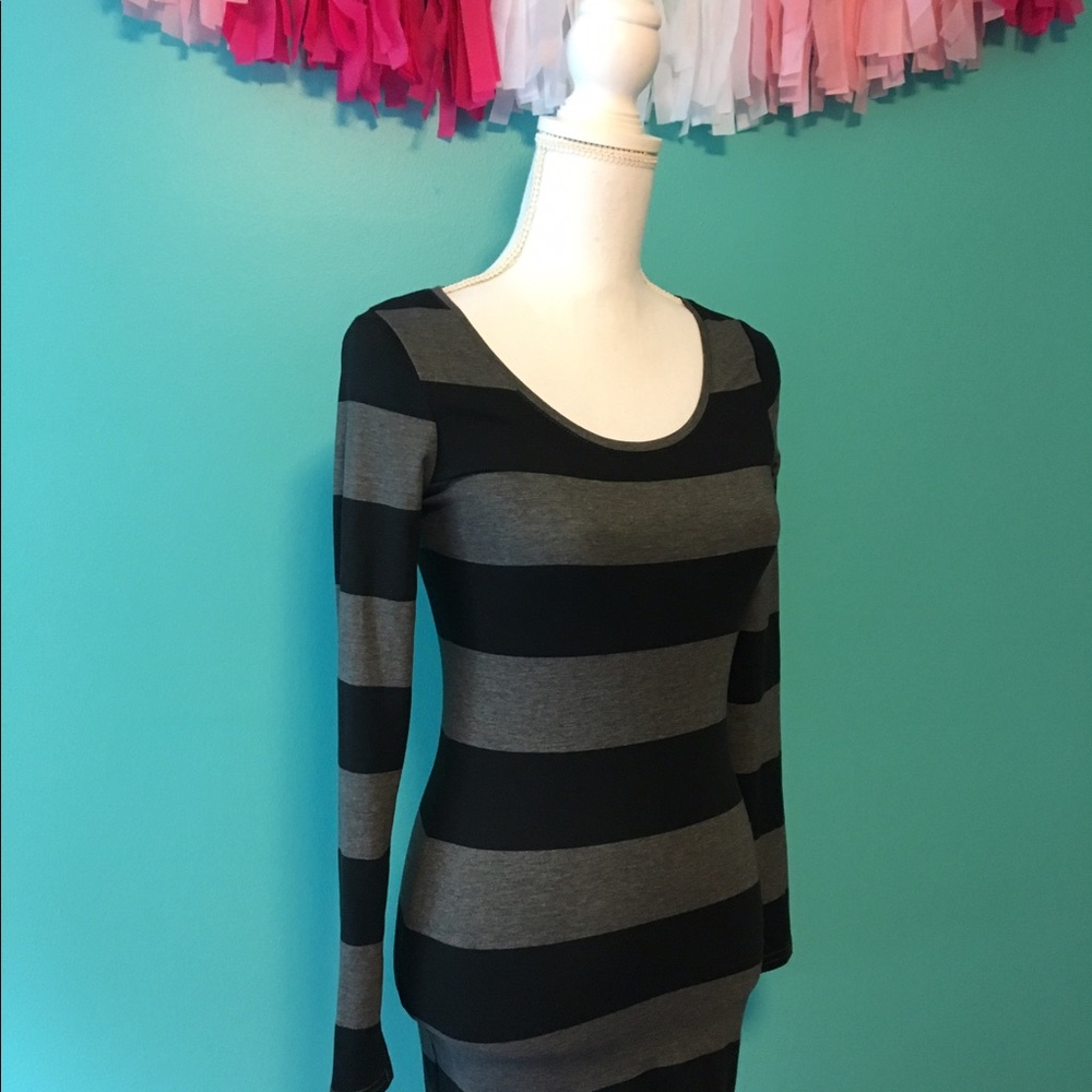 Striped Long Sleeve dress EUC
