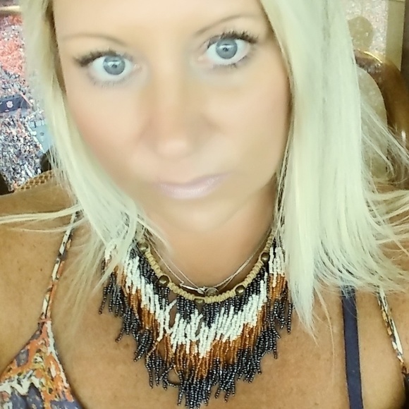 Meet your Posher, Saragrace - Picture 4 of 5