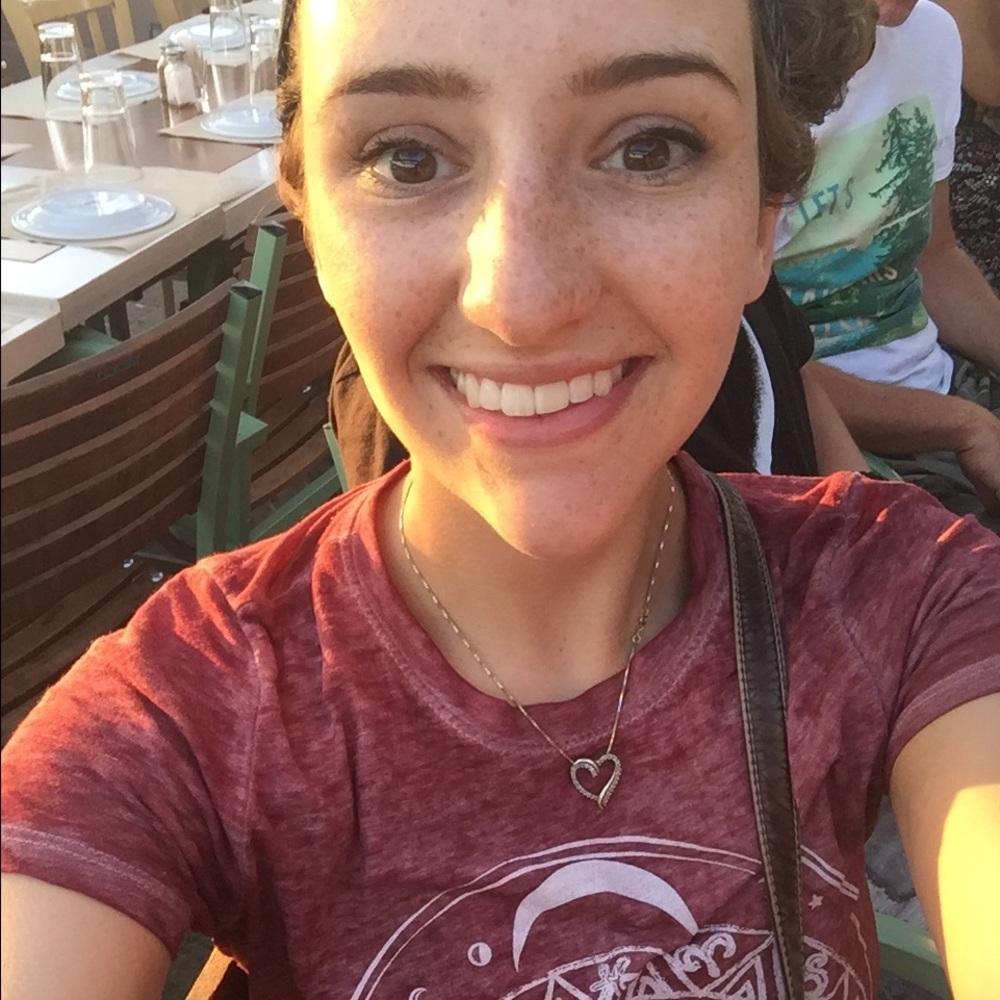 Meet your Posher, Anna