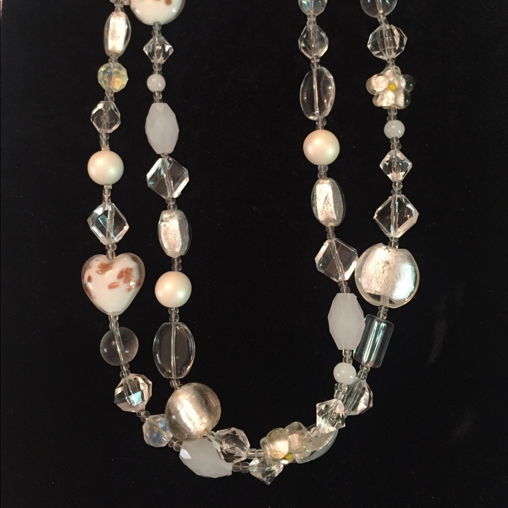 Beaded necklace