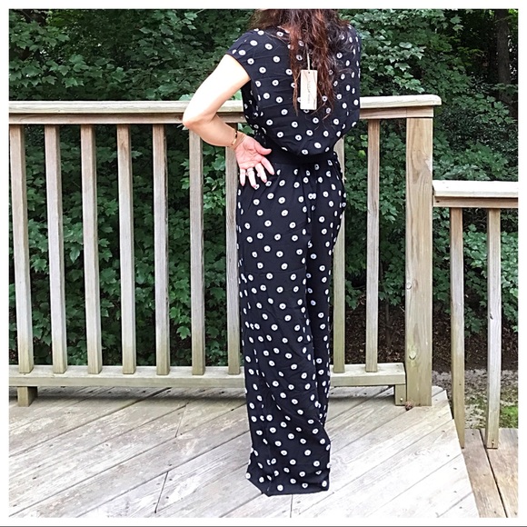 ✨LAST ONE✨Black white Paris zip front jumpsuit - Picture 8 of 8