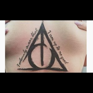 Meet your Posher, Ambar