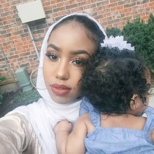 Meet your Posher, Samira