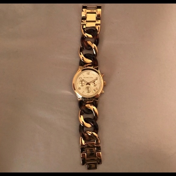 Michael kors authentic!! Watch - Picture 1 of 5