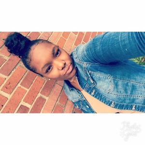 Meet your Posher, Priscilla