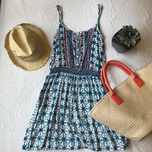 AEROPOSTALE DRESS W ADJUSTABLE STRAPS