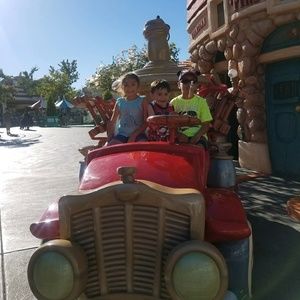 Meet your Posher, Leonardo