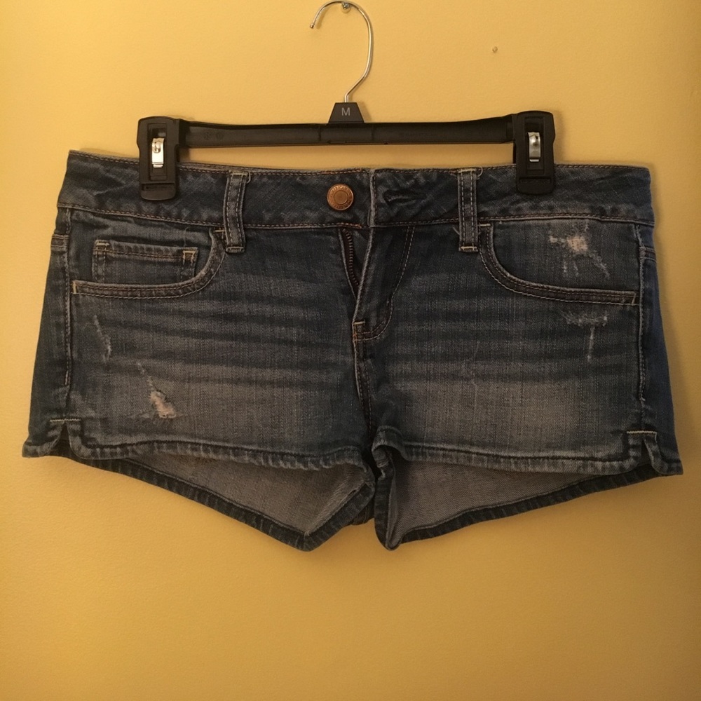 ❌SOLD❌PRICE IS FIRM! AE shorts