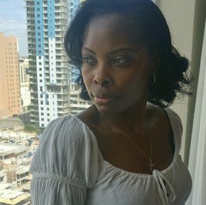 Meet your Posher, Shawna