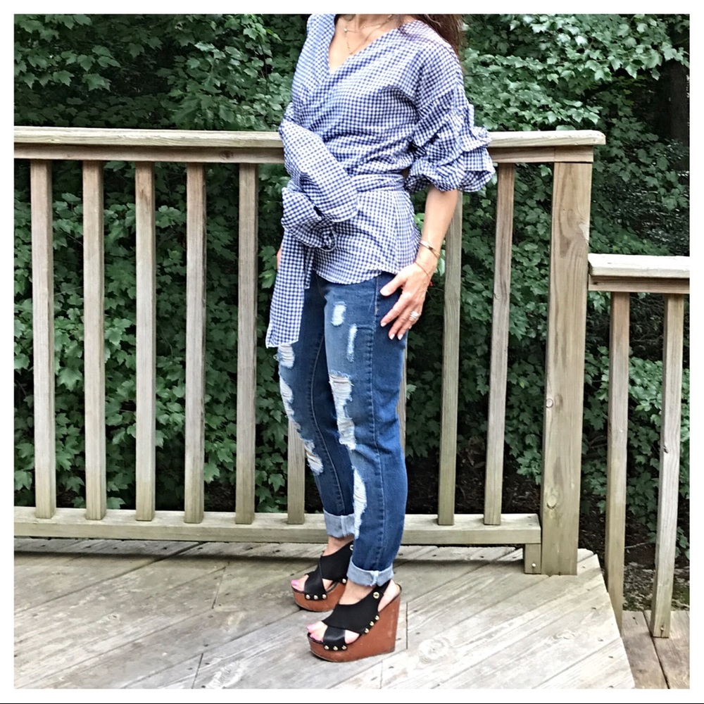 ✨LAST ONE ✨Paris Gingham wrap top - Picture 4 of 7
