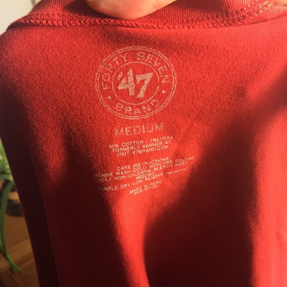 🆕 Carolina Hurricanes 47 NHL Long Sleeve T-Shirt - Picture 6 of 7