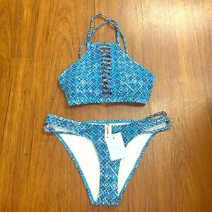 Cupshe Size Medium Swimsuit