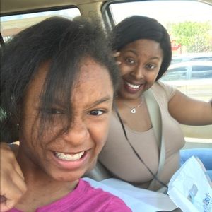 Meet your Posher, Valerie