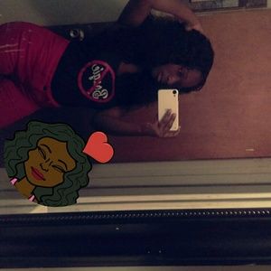 Meet your Posher, Simone