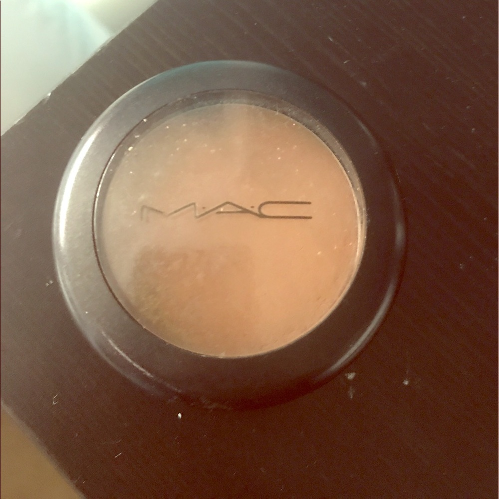 Not Sold Anymore MAC eyeshadow