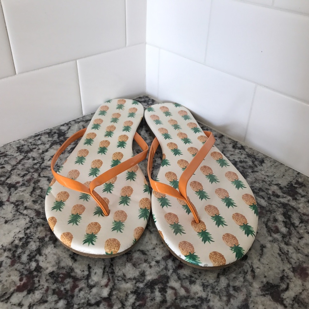 🍍Lauren Conrad LC Pineapple Flip Flops Size 10 🍍