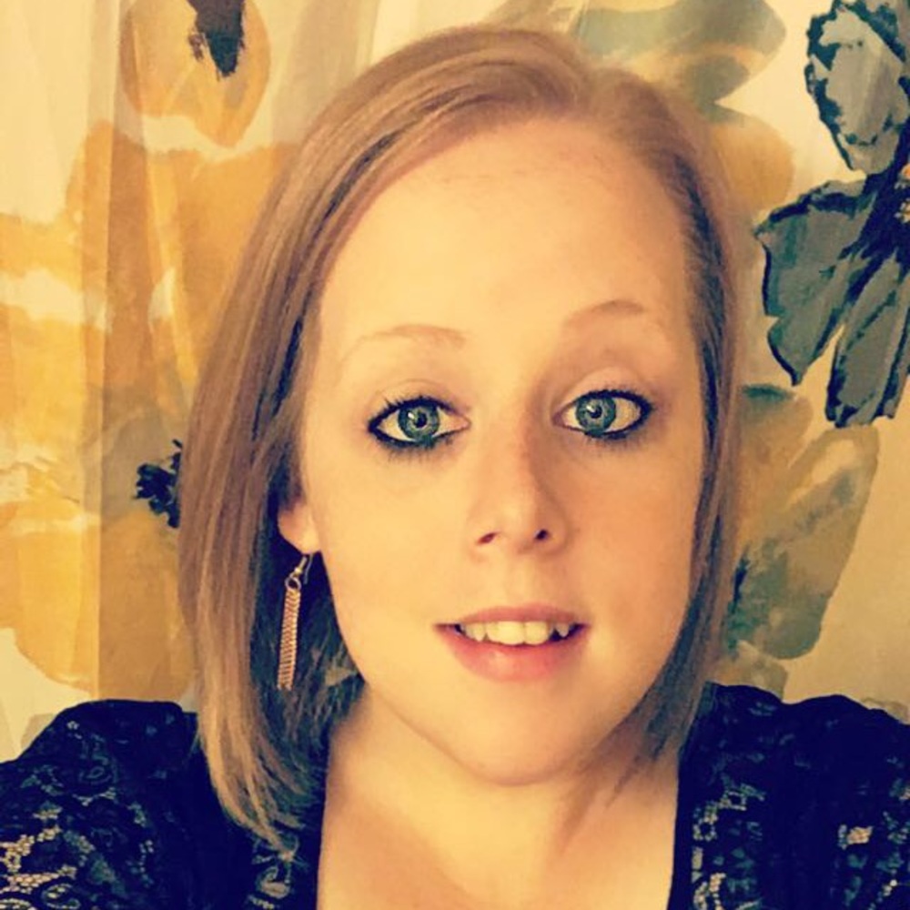 Meet your Posher, Angela