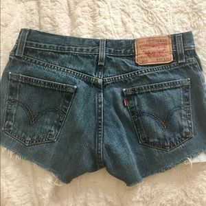 Levi Cut-Off Vintage Shorts