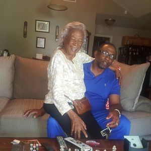 Meet your Posher, Robin