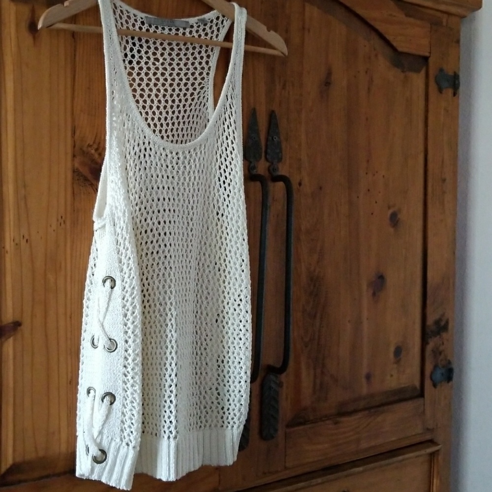 Guess Top