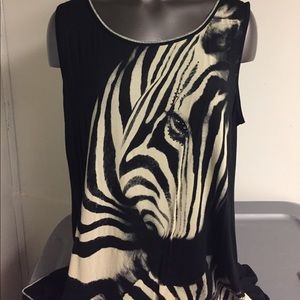 💋New plus size tank top black with zebra