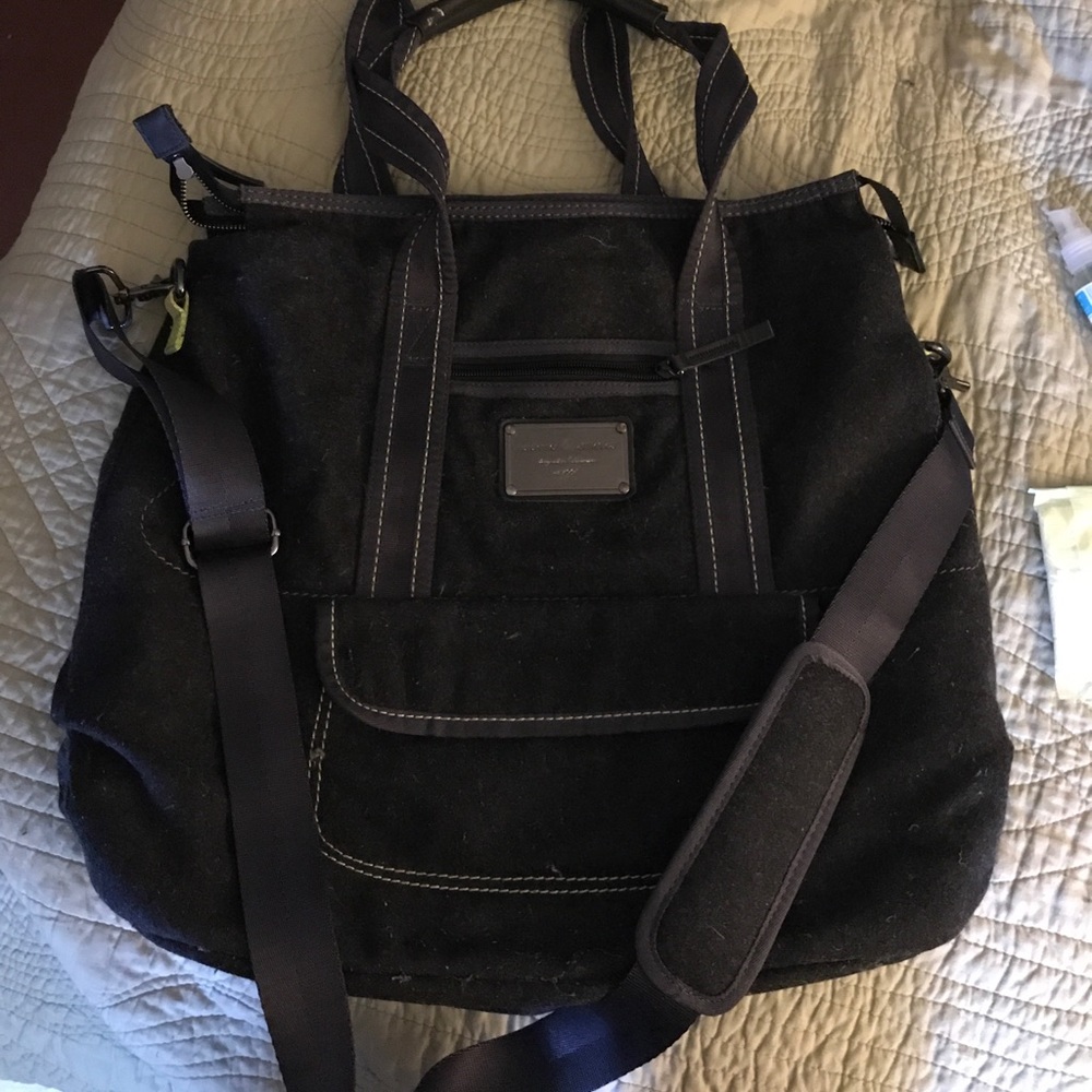 Lululemon cross body/tore bag!