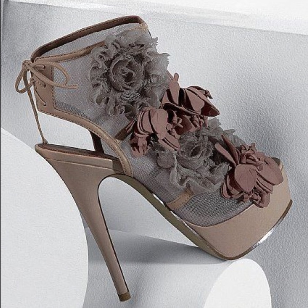 👠👠Colin Stuart Mesh Floral Heels 👠👠