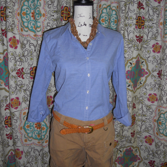 Izod Tops - Izod Chambray Button up Blouse no size