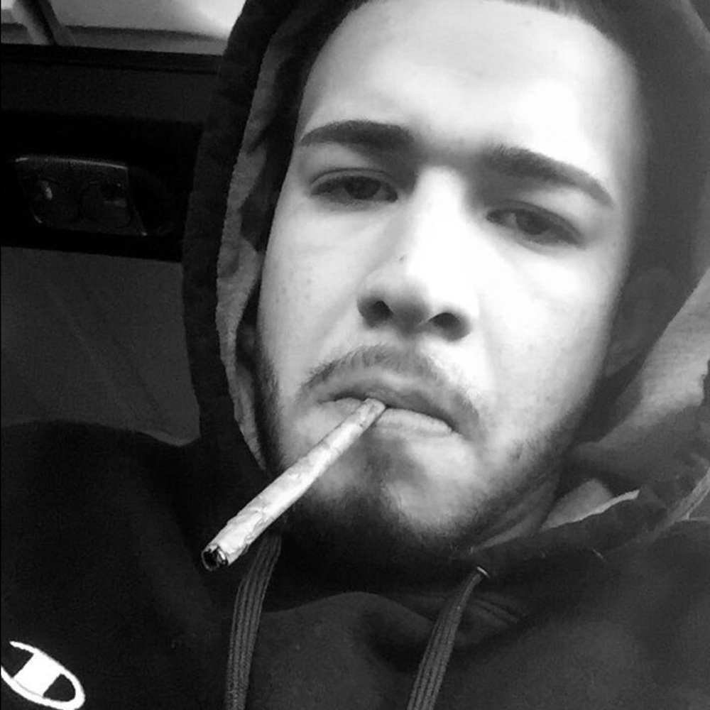 Meet your Posher, Luis