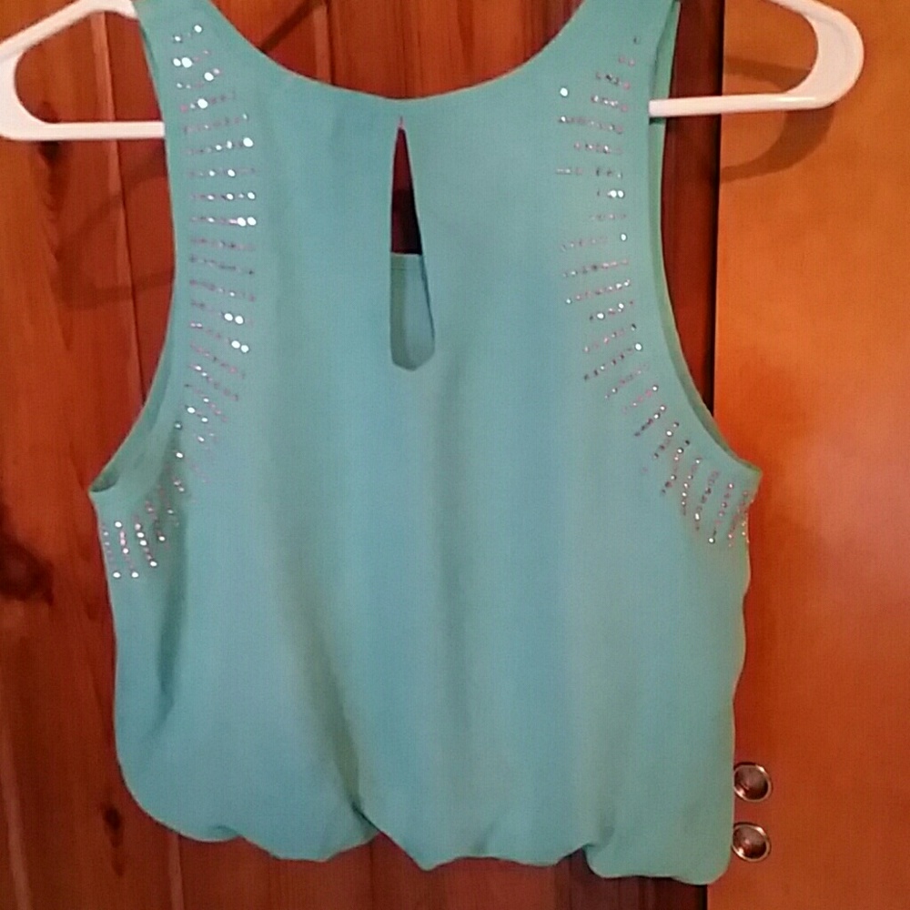 Crop top - Picture 2 of 2
