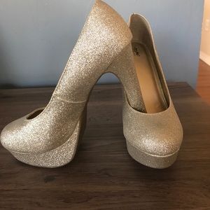 Gold Mossimo Heels