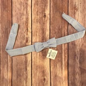 Seersucker bow sunglasses strap