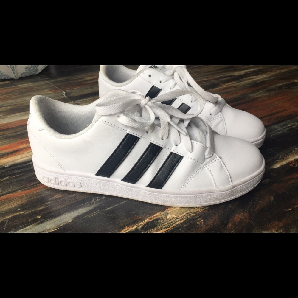 Size 8 Black and White Adidas Sneakers