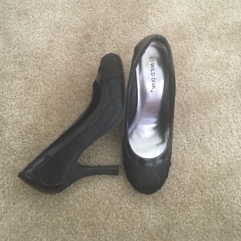 🎉BOGO🎉SALE BLACK PUMPS