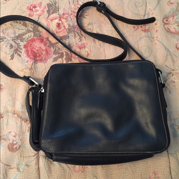 Handbags - Liz Claiborne Purse